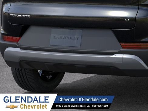 New 2026 Chevrolet TrailBlazer LT w/ Midnight Edition FWD image 14