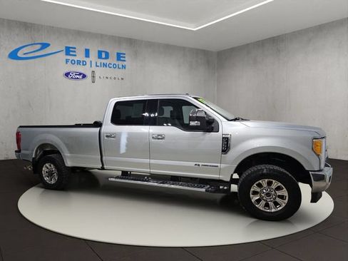 Used 2017 Ford F350 XLT w/ XLT Premium Package AWD/4WD image 7