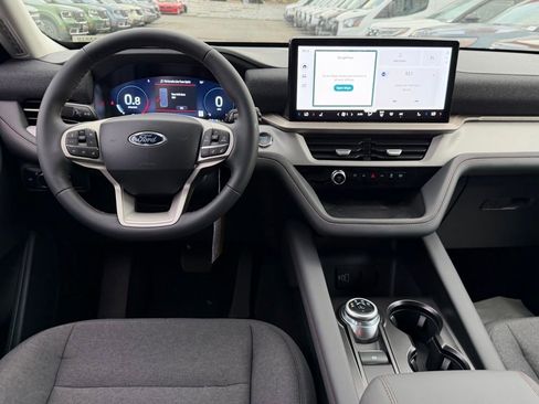 New 2026 Ford Explorer Active RWD image 23