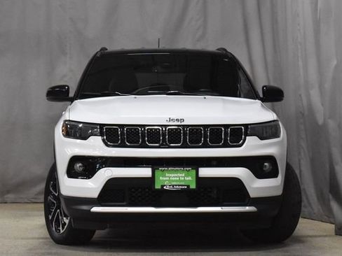 Certified 2023 Jeep Compass Limited image 4