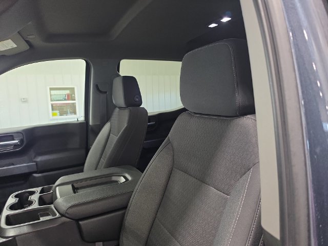Used 2022 Chevrolet Silverado 1500 Custom Trail Boss w/ Safety Confidence Package AWD/4WD image 16
