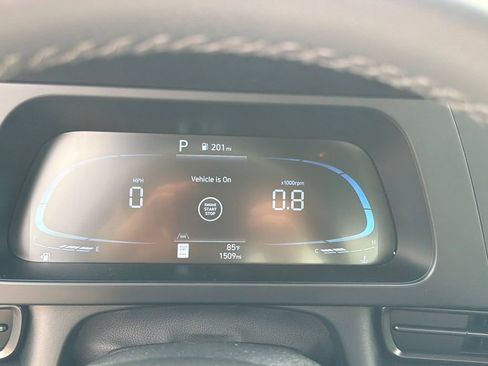 Certified 2025 Hyundai Elantra Sport FWD image 26