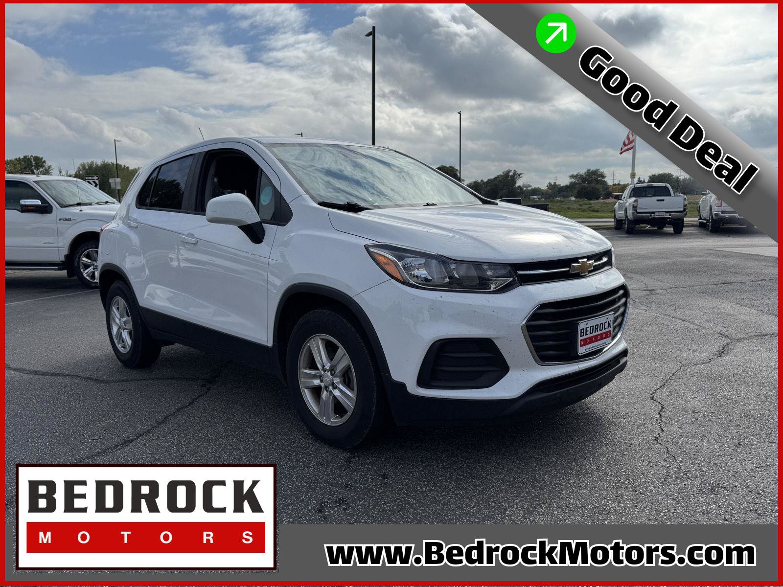 Used 2019 Chevrolet Trax LS w/ Tint and Cruise Package FWD image 1