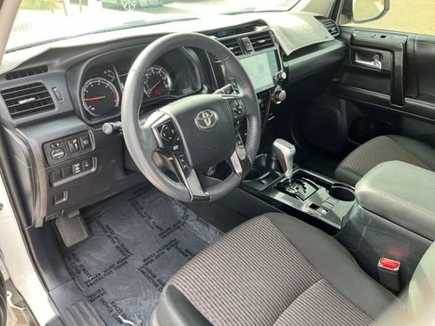 Used 2022 Toyota 4Runner TRD Off-Road image 4