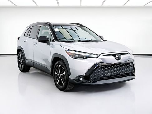Used 2024 Toyota Corolla Cross AWD Hybrid w/ Convenience Package image 3