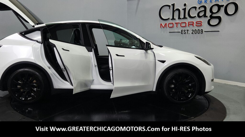 Used 2022 Tesla Model Y Long Range AWD/4WD image 15