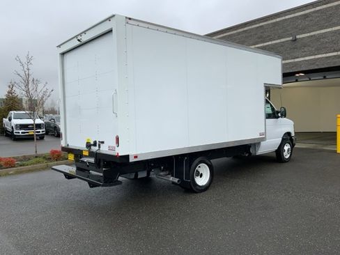 New 2025 Ford E-450 and Econoline 450 Super Duty w/ Power Equipment Group image 4