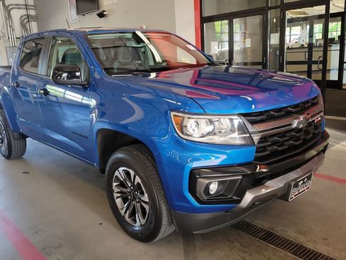Used 2022 Chevrolet Colorado Z71 AWD/4WD image 1