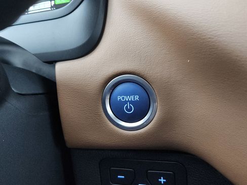 Used 2024 Toyota Tundra 1794 Edition image 9