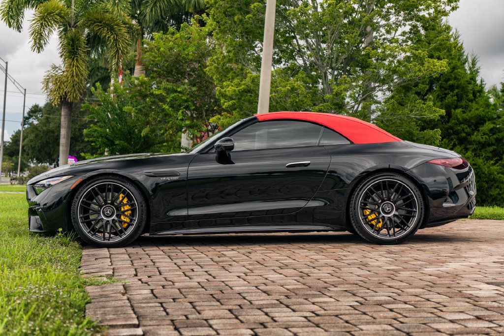 Used 2023 Mercedes-Benz SL 63 AMG 4MATIC image 2
