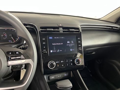 Used 2024 Hyundai Tucson SE AWD/4WD image 23