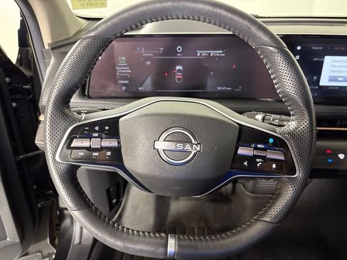 Used 2023 Nissan Ariya AWD image 19