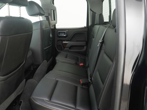 Used 2018 GMC Sierra 1500 SLT w/ SLT Premium Package image 16