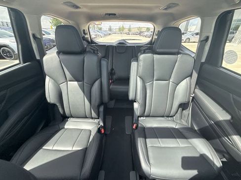 New 2026 Subaru Ascent Limited Bronze AWD/4WD image 23