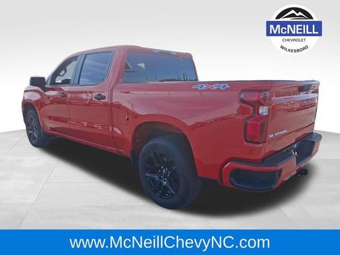 Used 2022 Chevrolet Silverado 1500 Custom image 7