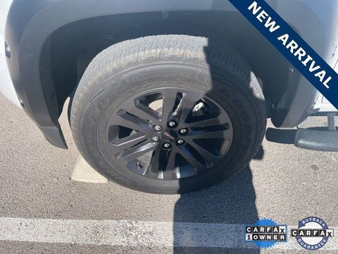 Used 2020 GMC Canyon SLE w/ Driver Alert Package image 18