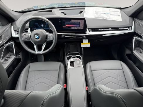 New 2026 BMW X1 xDrive28i w/ Technology Package AWD/4WD image 10