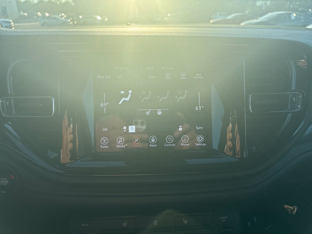 Used 2022 Dodge Durango GT RWD image 18