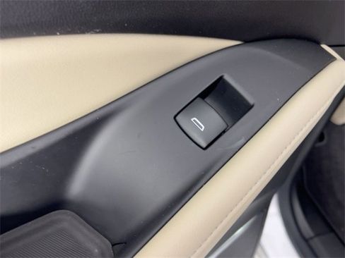 Used 2018 Buick Enclave Premium image 24