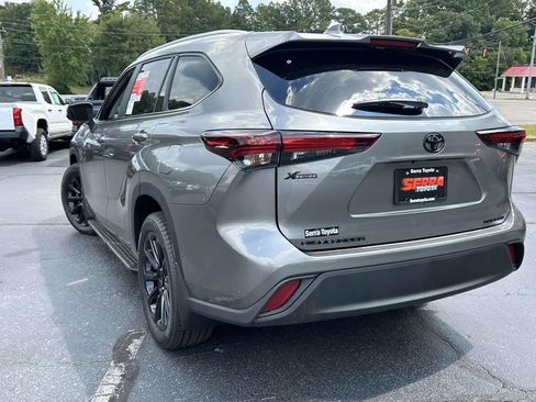 New 2026 Toyota Highlander XLE AWD/4WD image 5