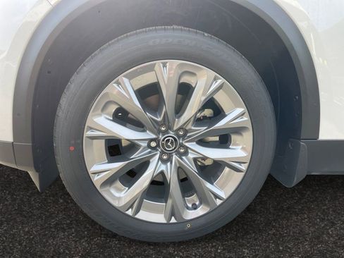 New 2026 MAZDA CX-90 3.3 Turbo w/ Preferred Package AWD/4WD image 13