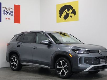 New 2026 Volkswagen Tiguan SE