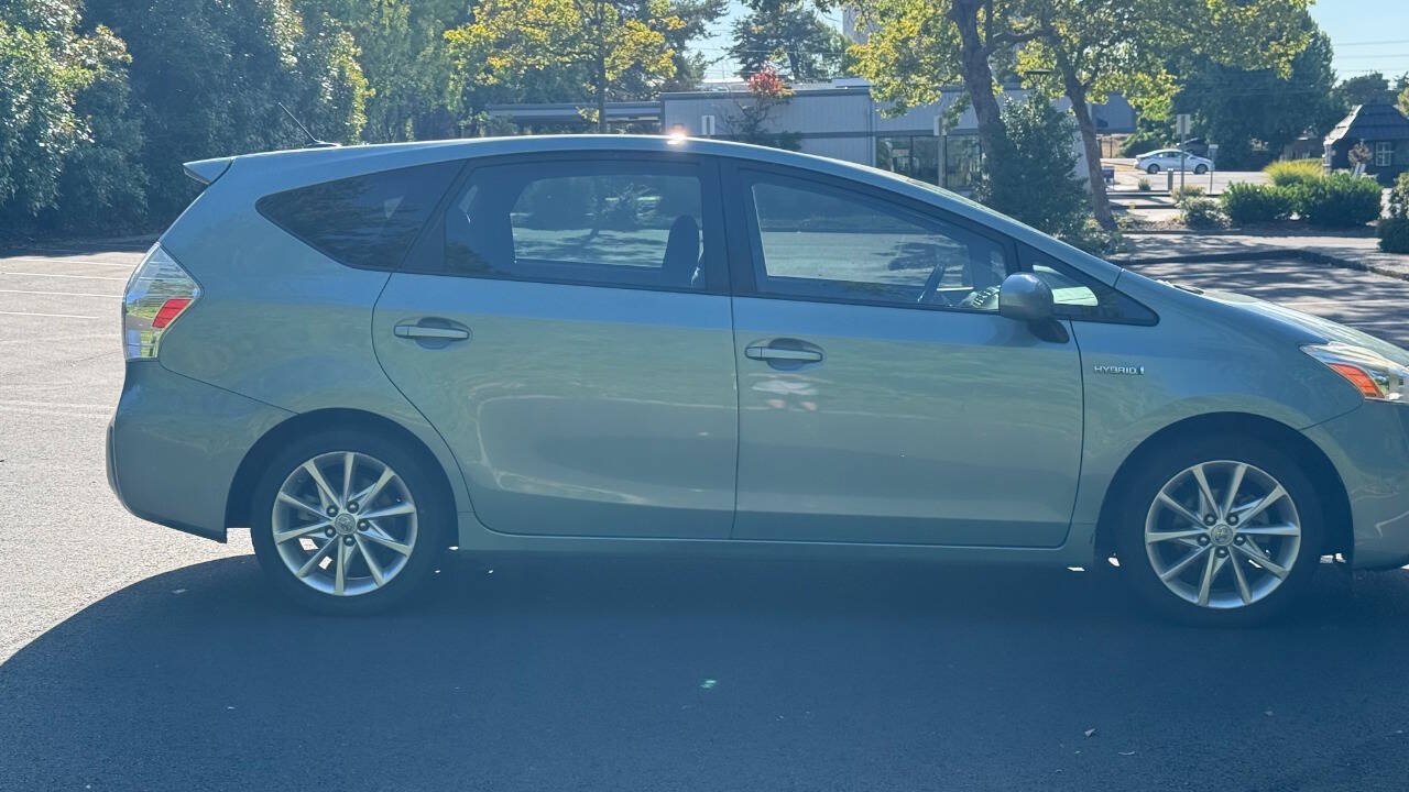 Used 2014 Toyota Prius V Three FWD image 5