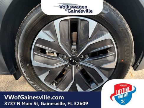 Used 2024 Kia EV6 Light RWD image 30