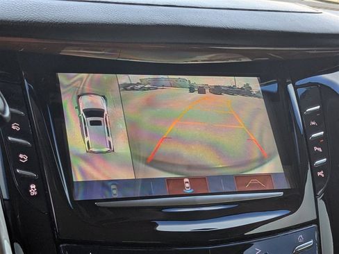 Used 2017 Cadillac Escalade Luxury image 24