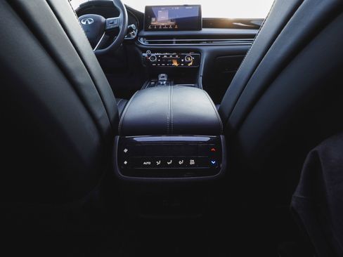 Used 2025 INFINITI QX60 Pure w/ Cargo Package image 38