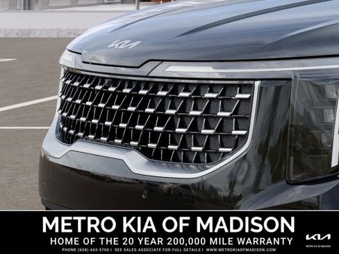 New 2026 Kia Carnival Hybrid FWD image 12