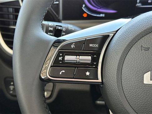 New 2026 Kia Seltos S image 30