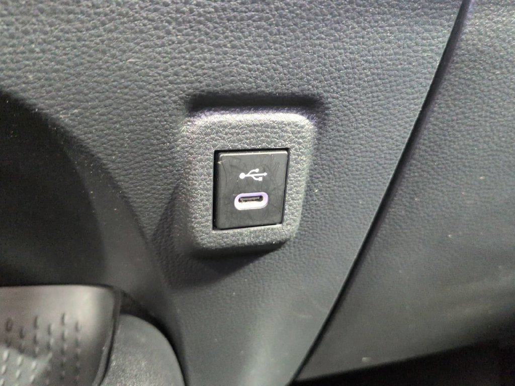 Used 2024 Toyota Corolla LE FWD image 34