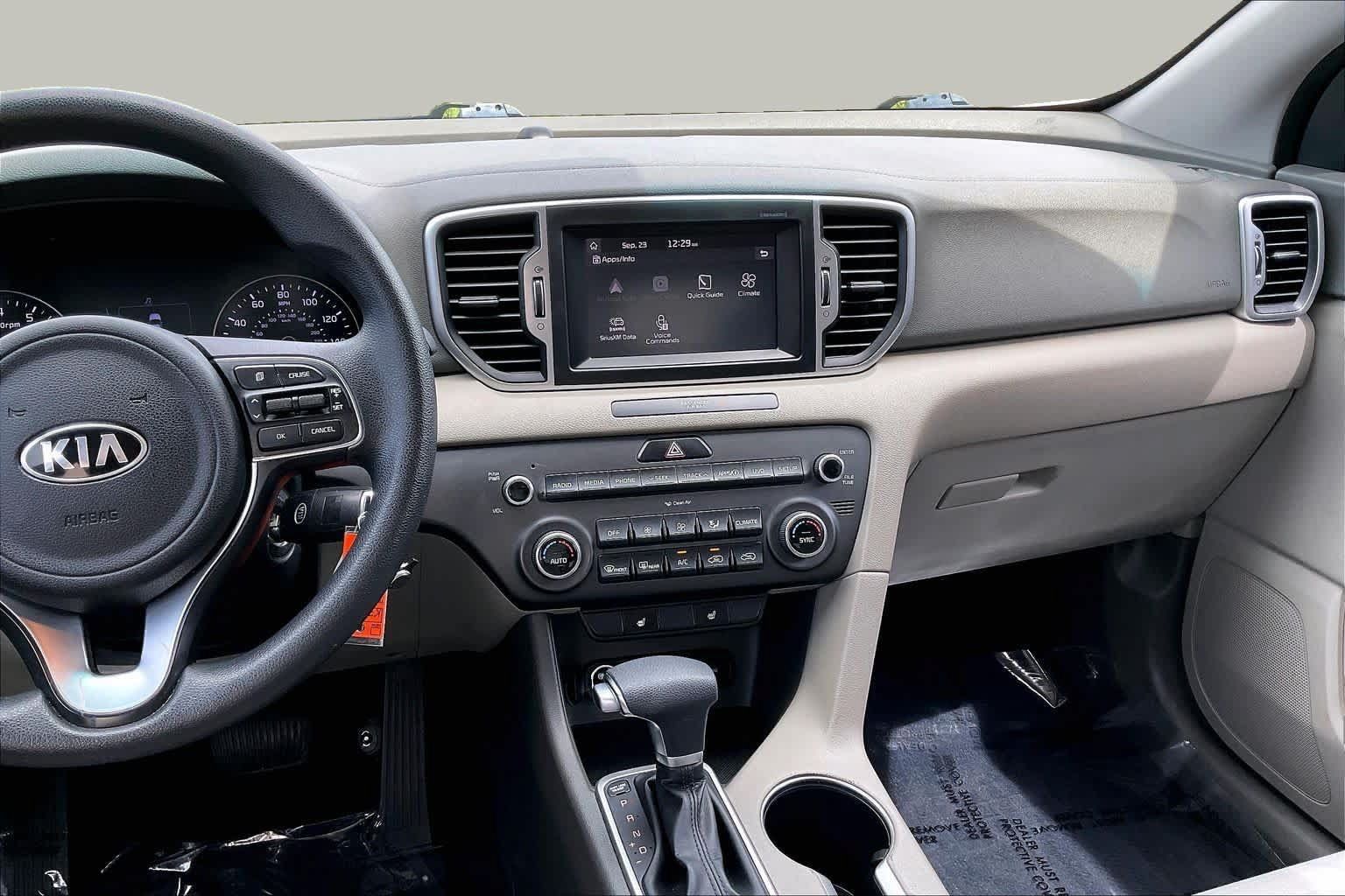 Used 2019 Kia Sportage LX w/ Option Group 017 FWD image 7