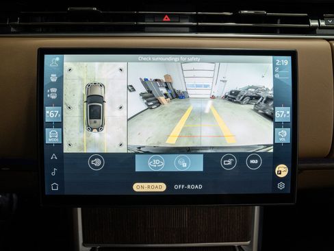 Used 2024 Land Rover Range Rover Autobiography AWD/4WD image 43