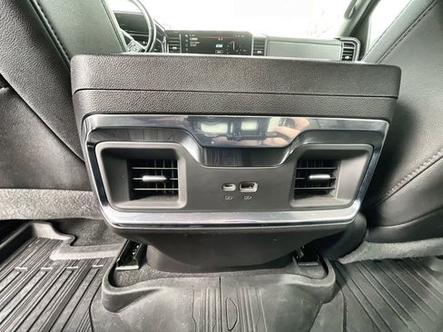 Used 2022 GMC Sierra 1500 SLT w/ SLT Convenience Package image 21