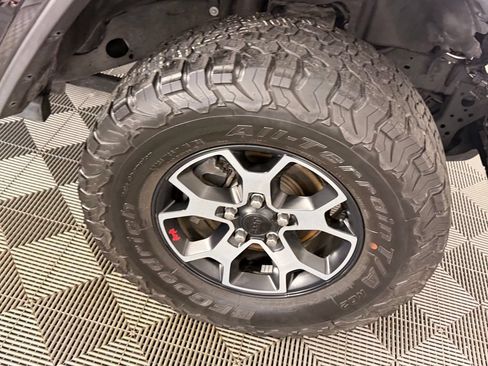 Used 2021 Jeep Wrangler Rubicon AWD/4WD image 18