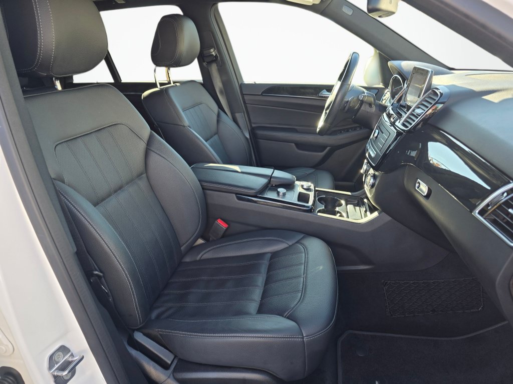 Used 2018 Mercedes-Benz GLE 350 4MATIC image 26