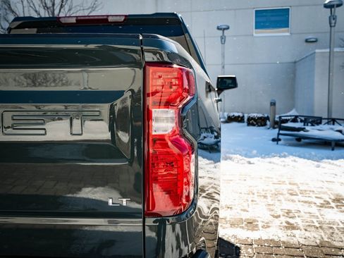 Used 2025 Chevrolet Silverado 1500 LT image 9
