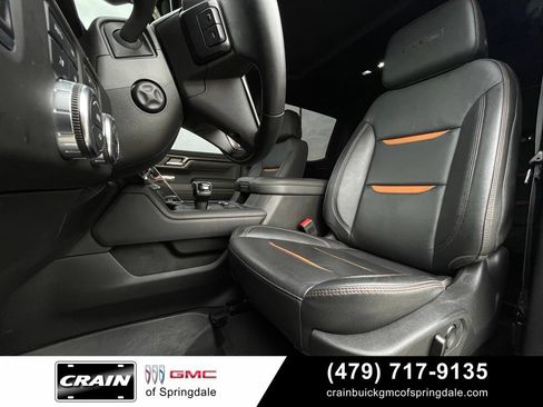 Used 2025 GMC Sierra 1500 AT4 w/ AT4 Premium Package AWD/4WD image 23