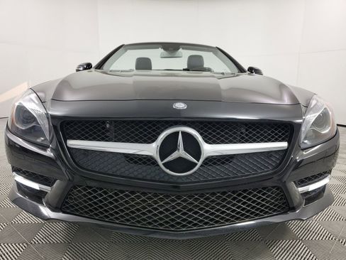 Used 2014 Mercedes-Benz SL 550 image 3
