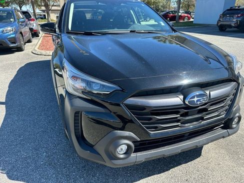 Used 2023 Subaru Outback Premium image 15