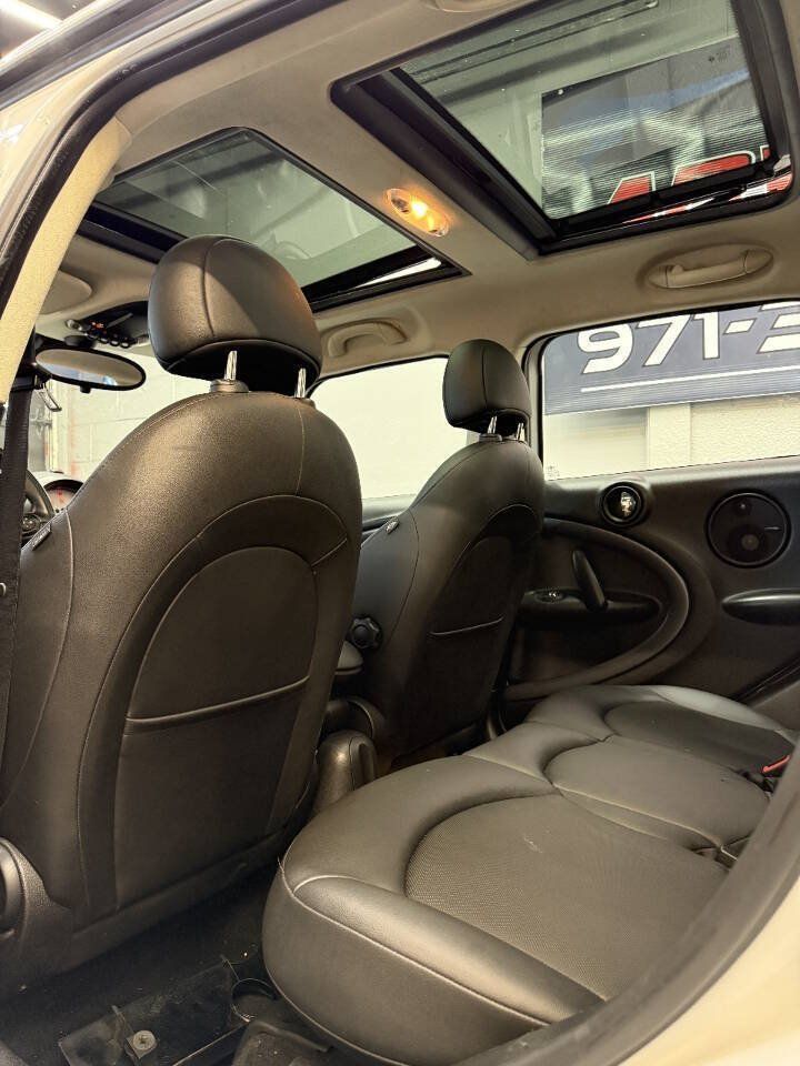 Used 2014 MINI Cooper Countryman S w/ Premium Package AWD/4WD image 15