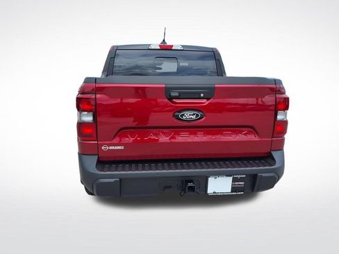 Used 2025 Ford Maverick Lariat w/ Black Appearance Package AWD/4WD image 18