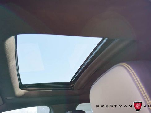 Used 2025 Chevrolet Colorado ZR2 w/ Technology Package image 28