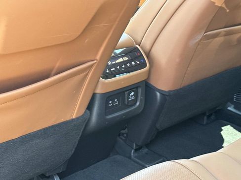 Used 2023 INFINITI QX60 Sensory w/ Vision Package AWD/4WD image 17
