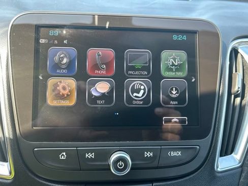 Used 2018 Chevrolet Malibu LT FWD image 16