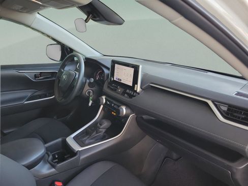 Used 2024 Toyota RAV4 LE image 27