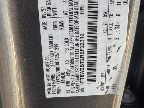 Used 2024 Ford F250 XLT w/ 360-Degree Camera Package image 47