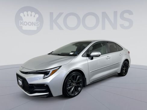 Used 2024 Toyota Corolla SE FWD image 5